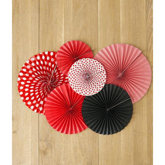 3 abanicos de papel decorativos rojos