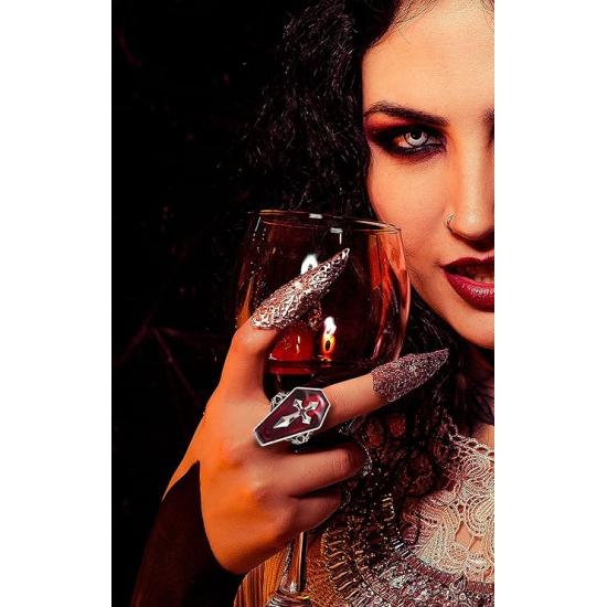 Anillo Féretro con Cruz Plateada - Accesorio Terrorífico para Halloween